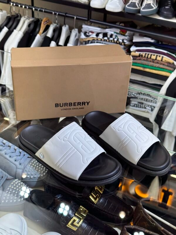 Burberry Claquettes – Image 3