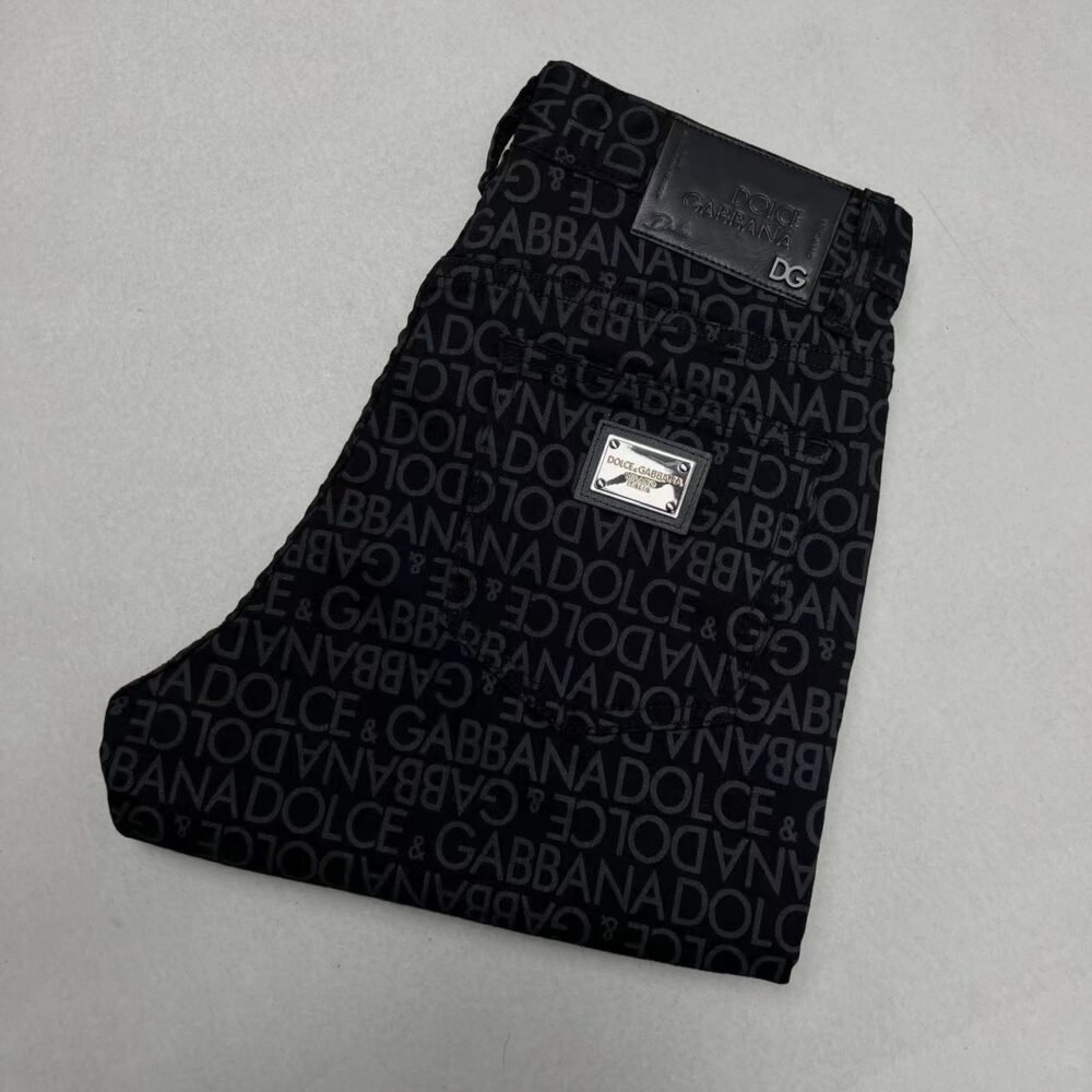 Dolce & Gabbana Shorts – Image 2