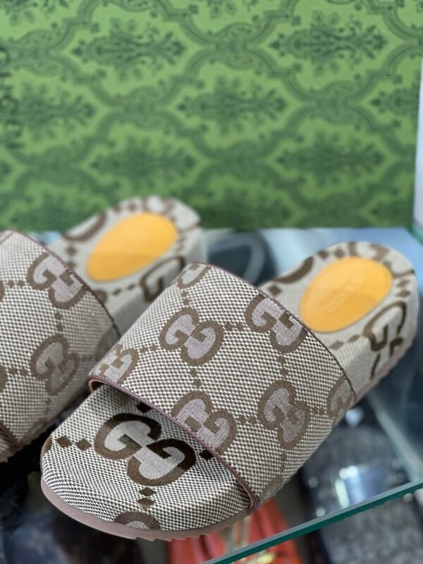 Gucci claquettes – Image 2